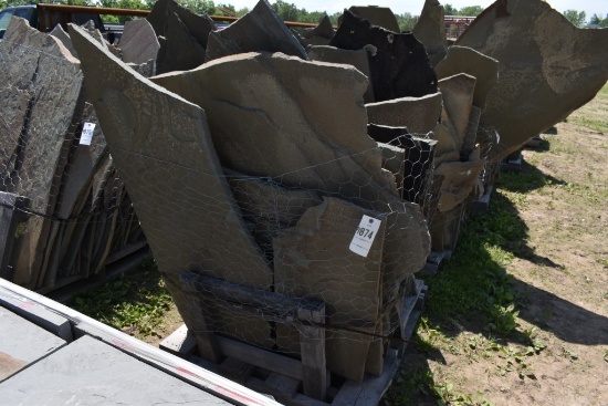 Pallet of Irregular Standup Stone
