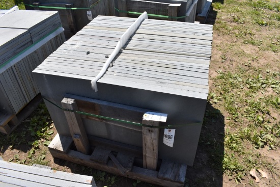 Pallet of 18" x 24" and 24" x 24" Bluestone Pieces