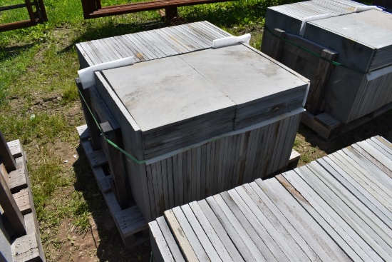 Pallet of 18" x 24" Bluestone Pieces