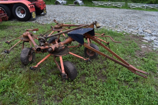 Fahr KH40 4 Star Tedder