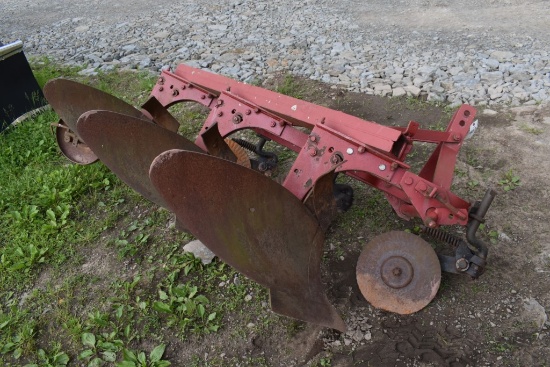 International 3 Point 3 Bottom Plow