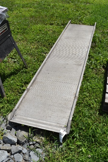 Aluminum 10' x 24" Box Truck Ramp