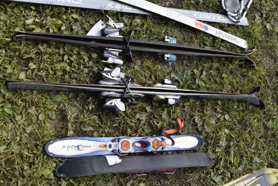Volant Power Skis with Bindings