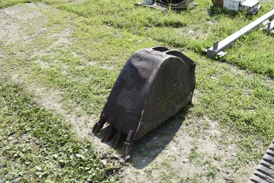 Case 580 18" Bucket