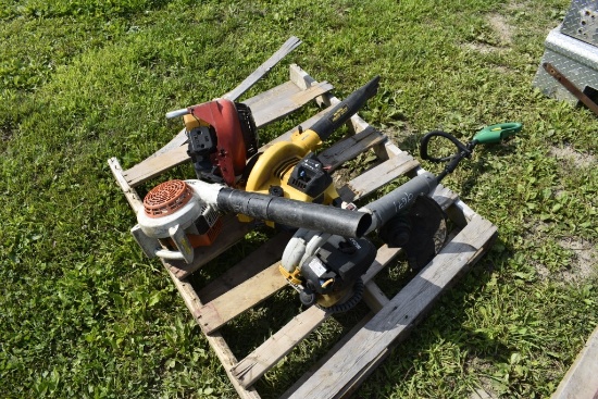 4 Leaf Blowers and Weed Wacker