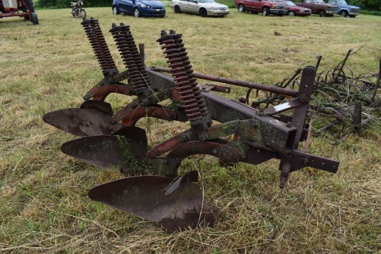 Massey Ferguson 345 3 Point 3 Bottom Plow