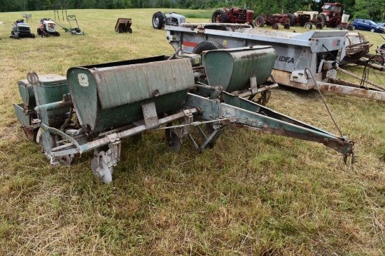 John Deere 1240 4 Row Planter