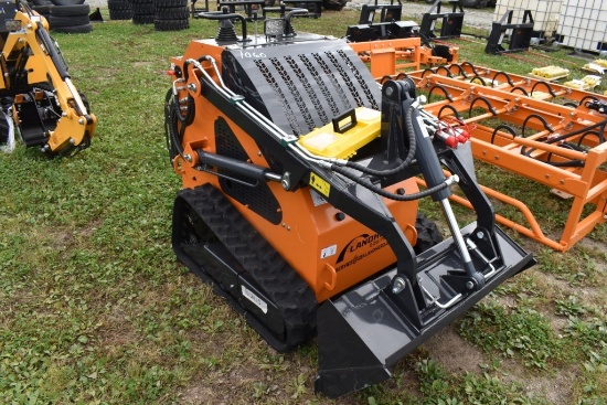 Landhero Skid Steer with Tracks