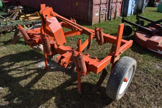 5 Shank Chisel Plow