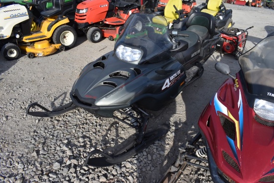 Artic Cat 660 4 Stroke Snow Mobile