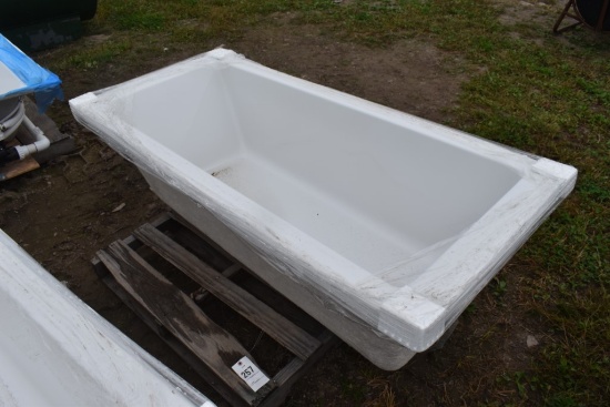 New Hydro Systems Fiberglass Bath Tub