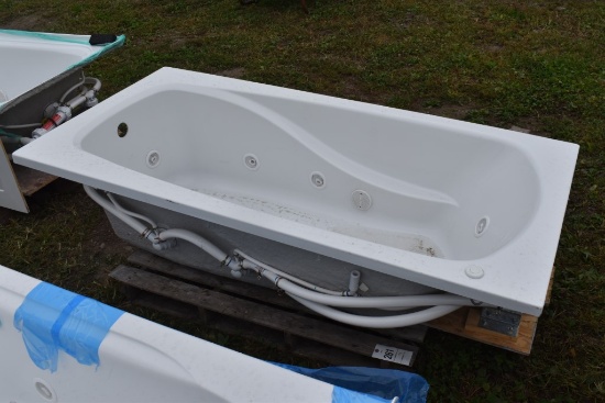 New Jacuzzi Fiberglass Bath Tub