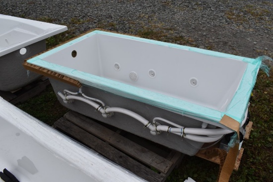New Clarke Fiberglass Jacuzzi Bath Tub