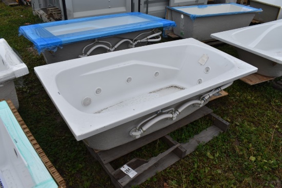 New Clarke Fiberglass Jacuzzi Bath Tub