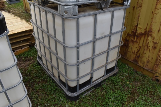 275 Gallon Liquid Tote