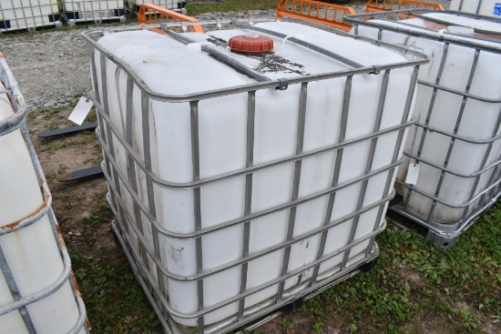 275 Gallon Liquid Tote