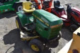 John Deere 318 Lawn Tractor