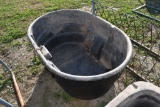 Rubbermaid 150 Gallon Water Tub