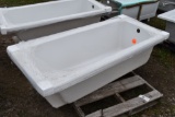 New Hydro Systems Fiberglass Bath Tub