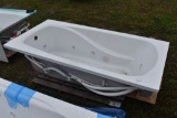 New Jacuzzi Fiberglass Bath Tub