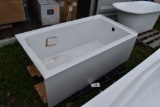 New Fiberglass Bath Tub