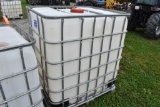 330 Gallon Liquid Tote