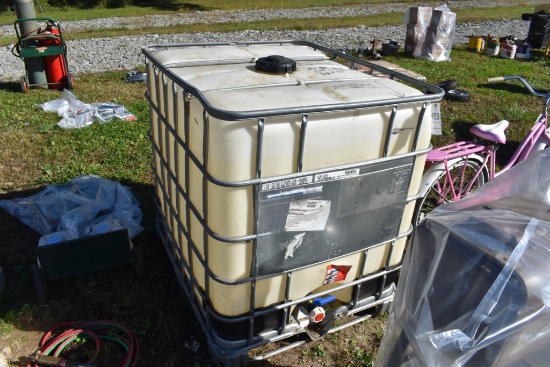275 Gallon Liquid Tote