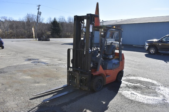 Toyota 7FGCU25 Propane Fork Lift