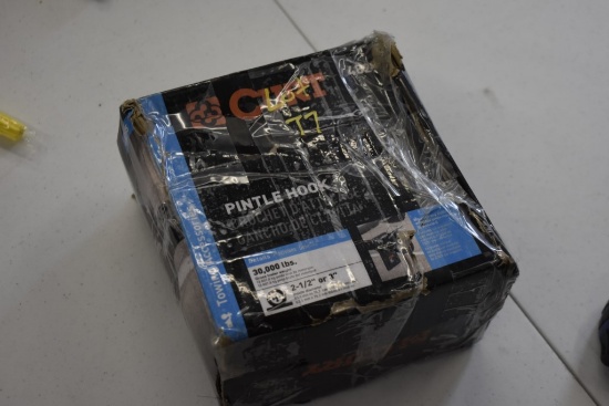 Curt 48215 30000lb Pintle Hook