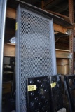 BeeWise 8' x 24
