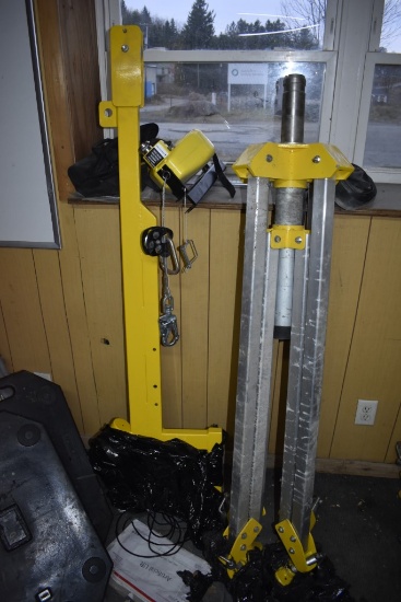 French Creek R50G Recovery System Person Lift