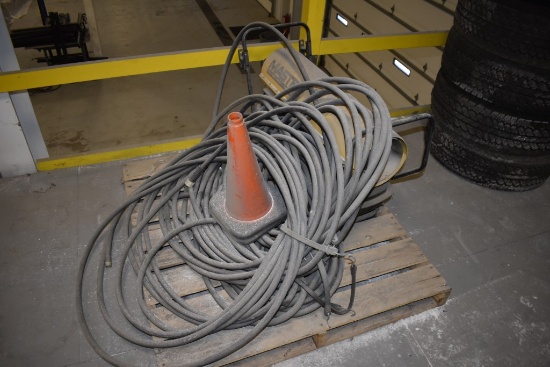 Master MH-135T-KFA 135000BTU Torpedo Heater
