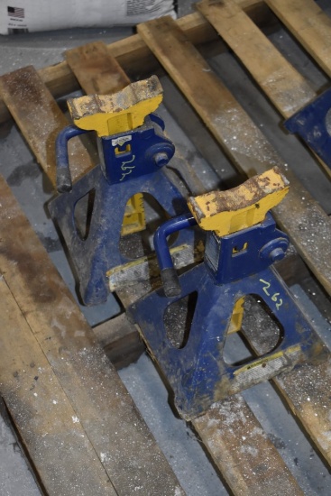 2 Napa 4 Ton Jack Stands