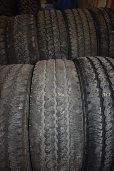 2 LT265.70R17 Tires