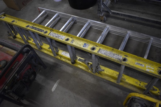 Louisville 16' Fiberglass Extension Ladder