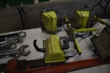 Tri-Pod Dual Light Shop Light