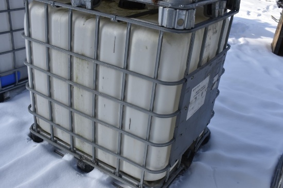 275 Gallon Liquid Tote
