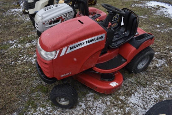 Massey Ferguson 2620 Lawn Tractor