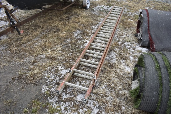 Werner 32' Fiberglass Extension Ladder