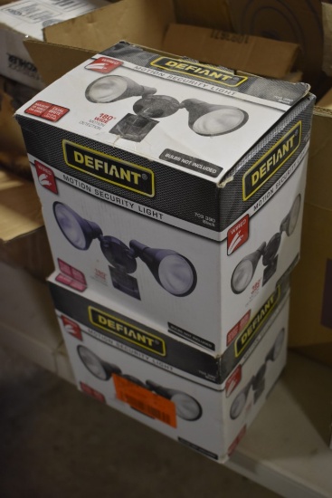 2 Defiant Motion Security Lights