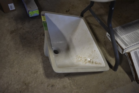 23" x 16" x 8" Bathroom Sink