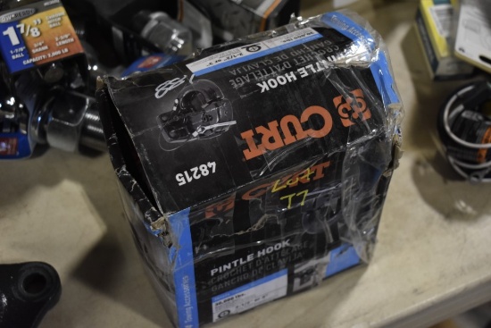 Curt 48215 30000lb Pintle Hook