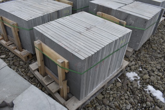 Pallet of 24" x 36" x 1.5" Thermal Bluestone Pieces