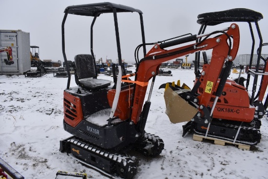 AGT Industrial MX15R Mini Excavator