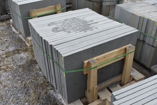 Pallet of 24" x 36" x 1.5" Thermal Bluestone Pieces
