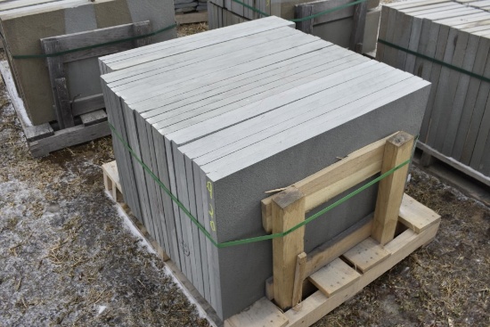 Pallet of 24" x 36" x 1.5" Thermal Bluestone Pieces