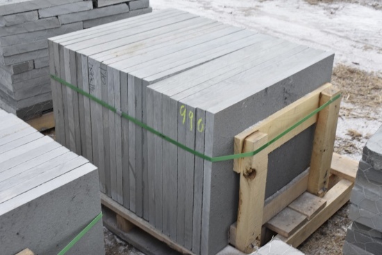 Pallet of 24" x 30" x 1.5" Thermal Bluestone Pieces
