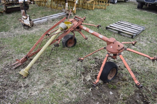 Deutz-Fahr KH 300 2 Star Tedder