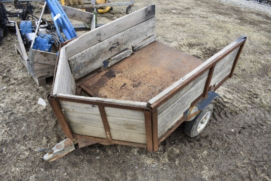 Pull Type Lawn Cart
