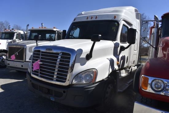 2014 Freightliner Cascadia Truck Tractor